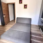 Bravas House 1
